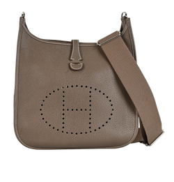 Evelyne III 29 In Clemence Etoupe, Z (2021), B/RCT/DB, 3*